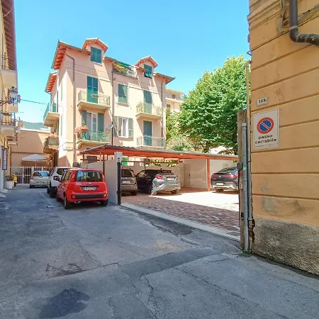 Apartment Altido Superb Flat With Patio And Parking Near The Beach Alassio